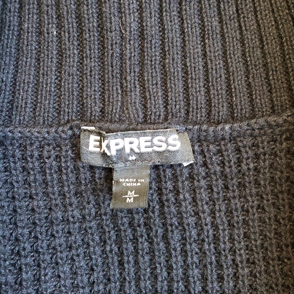 Express sweaters - Picture 5 of 7